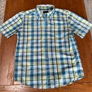 Marmot Men’s Button Down Short Sleeve Shirt Blue Green Black Plaid Size Medium